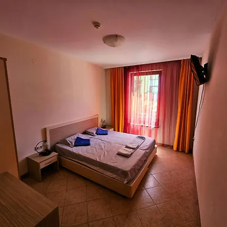 Lilou - 3 Pools, Spa, Gym, Playgrounds Apartamento Sunny Beach