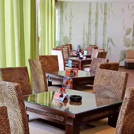 Lilou - 3 Pools, Spa, Gym, Playgrounds Apartamento