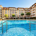 Lilou - 3 Pools, Spa, Gym, Playgrounds Apartamento *